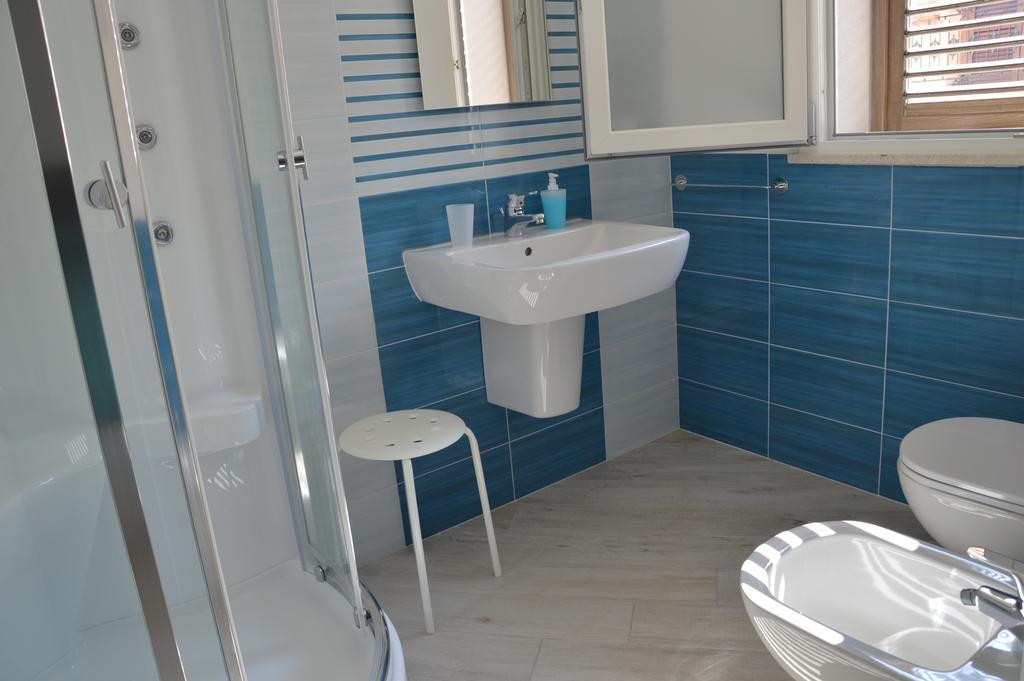 Stanze Del Mare Bed & Breakfast Balestrate Ruang foto